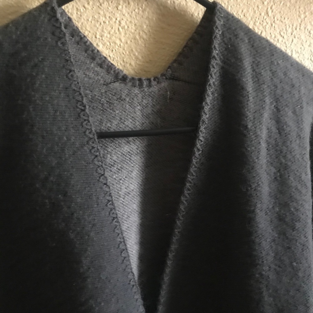 Ponchó shawls